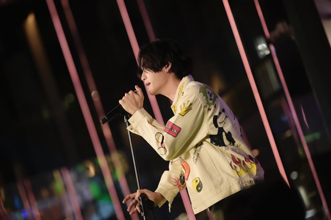 เล - ทะเล สงวนดีกุล