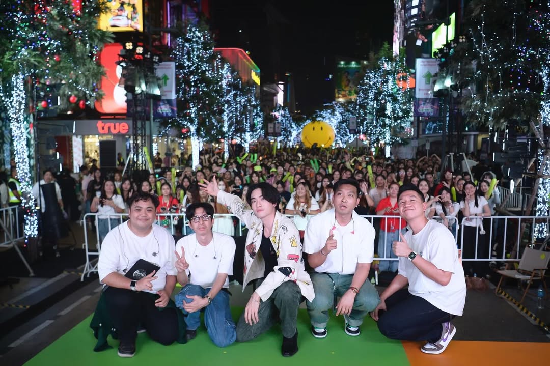 เล - ทะเล สงวนดีกุล