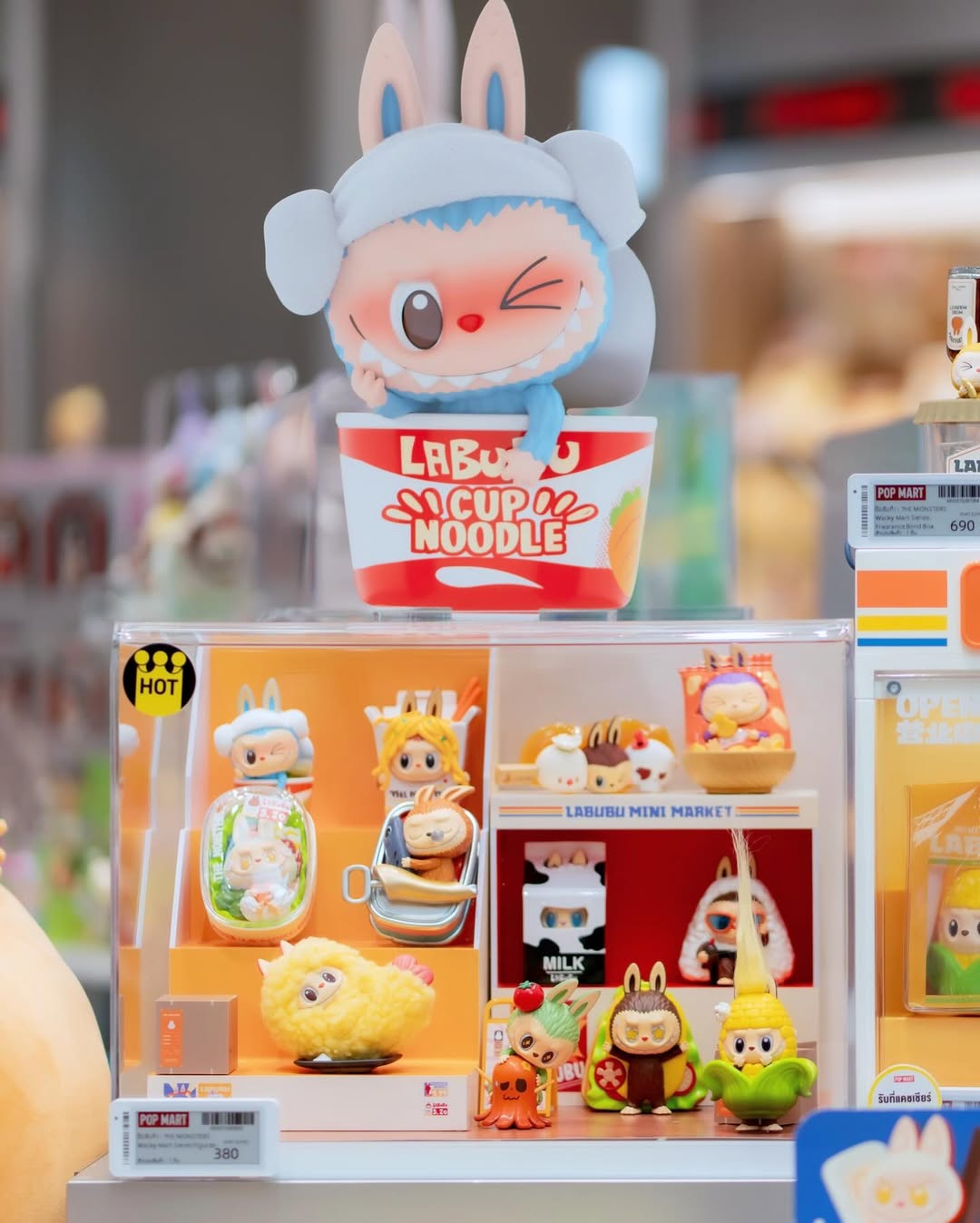 เล - ทะเล สงวนดีกุล