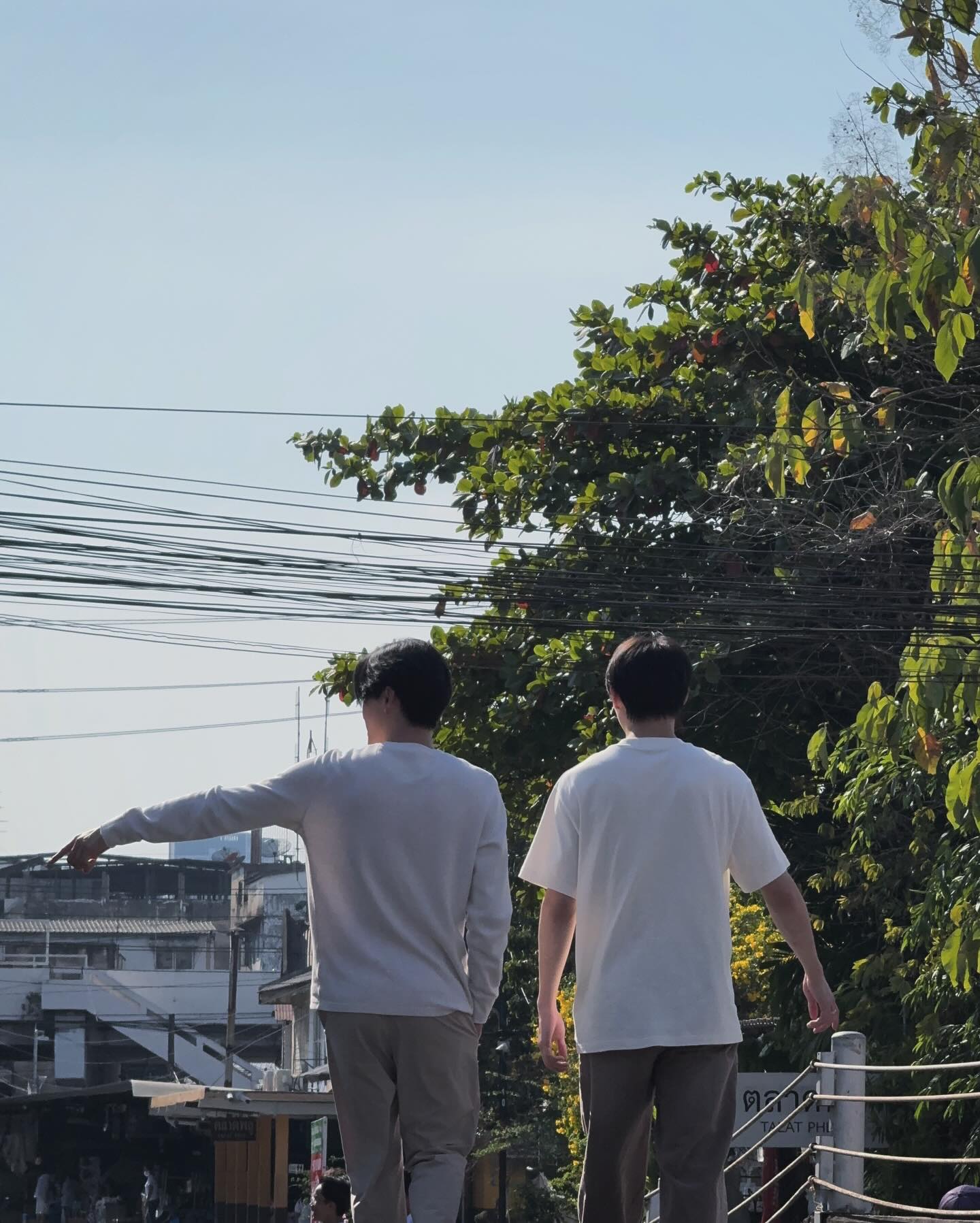 เล - ทะเล สงวนดีกุล