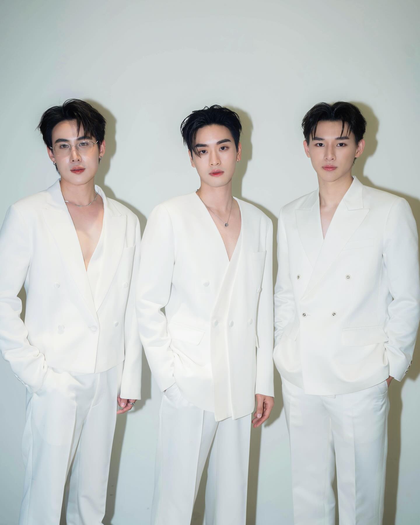 เล - ทะเล สงวนดีกุล