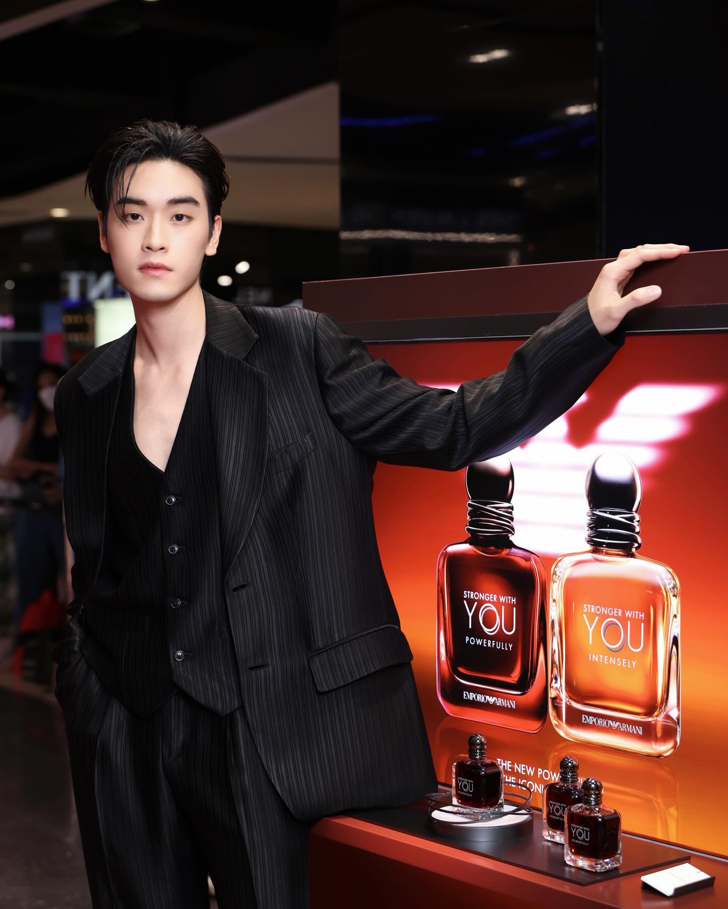 เล - ทะเล สงวนดีกุล