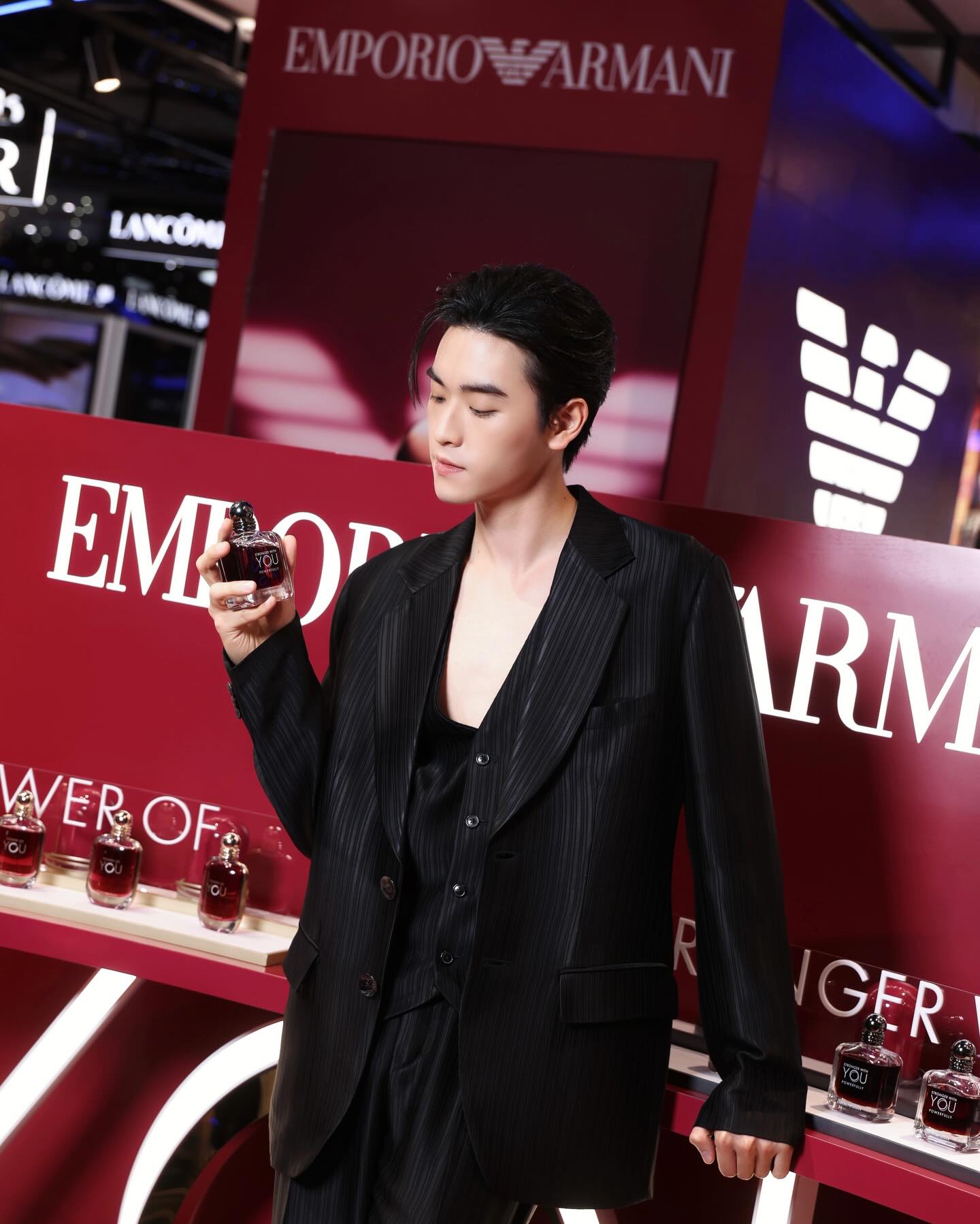 เล - ทะเล สงวนดีกุล