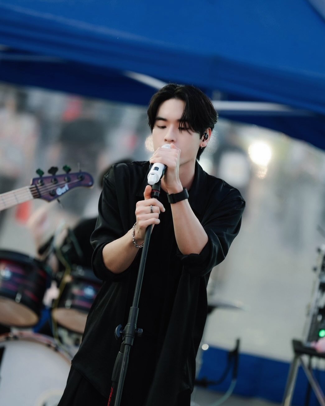 เล - ทะเล สงวนดีกุล
