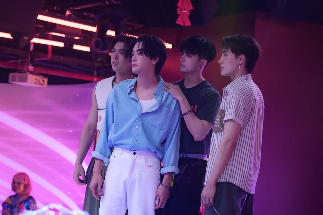 เล - ทะเล สงวนดีกุล
