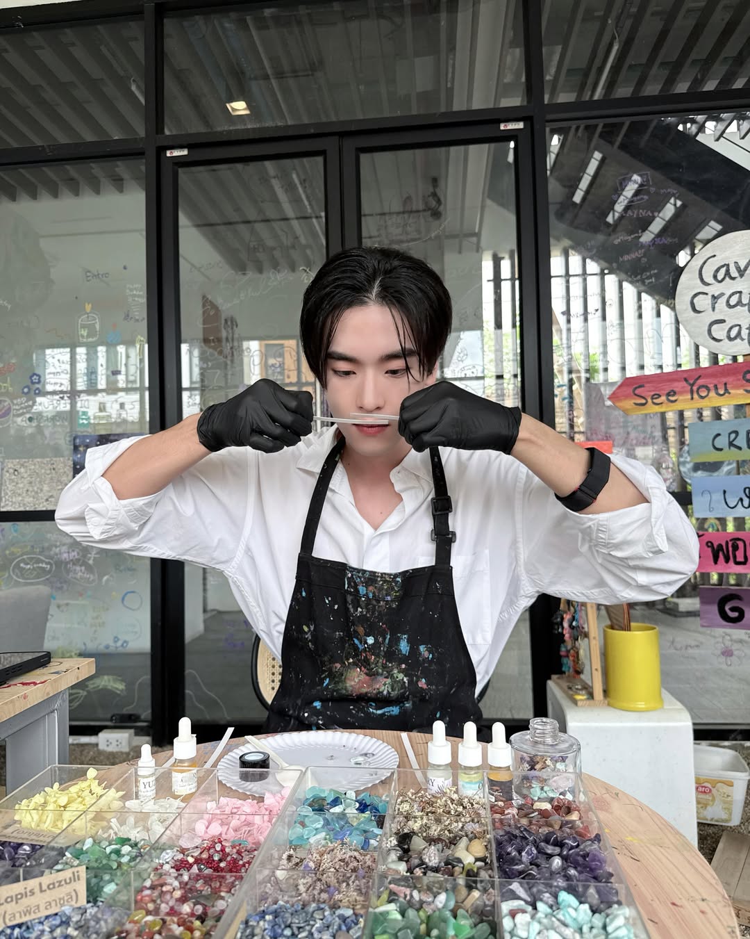เล - ทะเล สงวนดีกุล