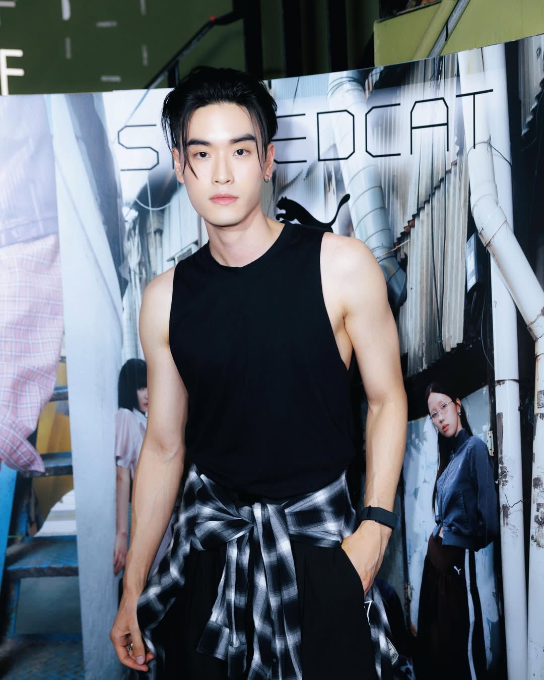เล - ทะเล สงวนดีกุล
