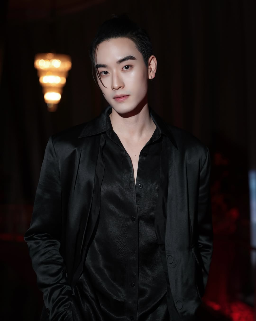 เล - ทะเล สงวนดีกุล