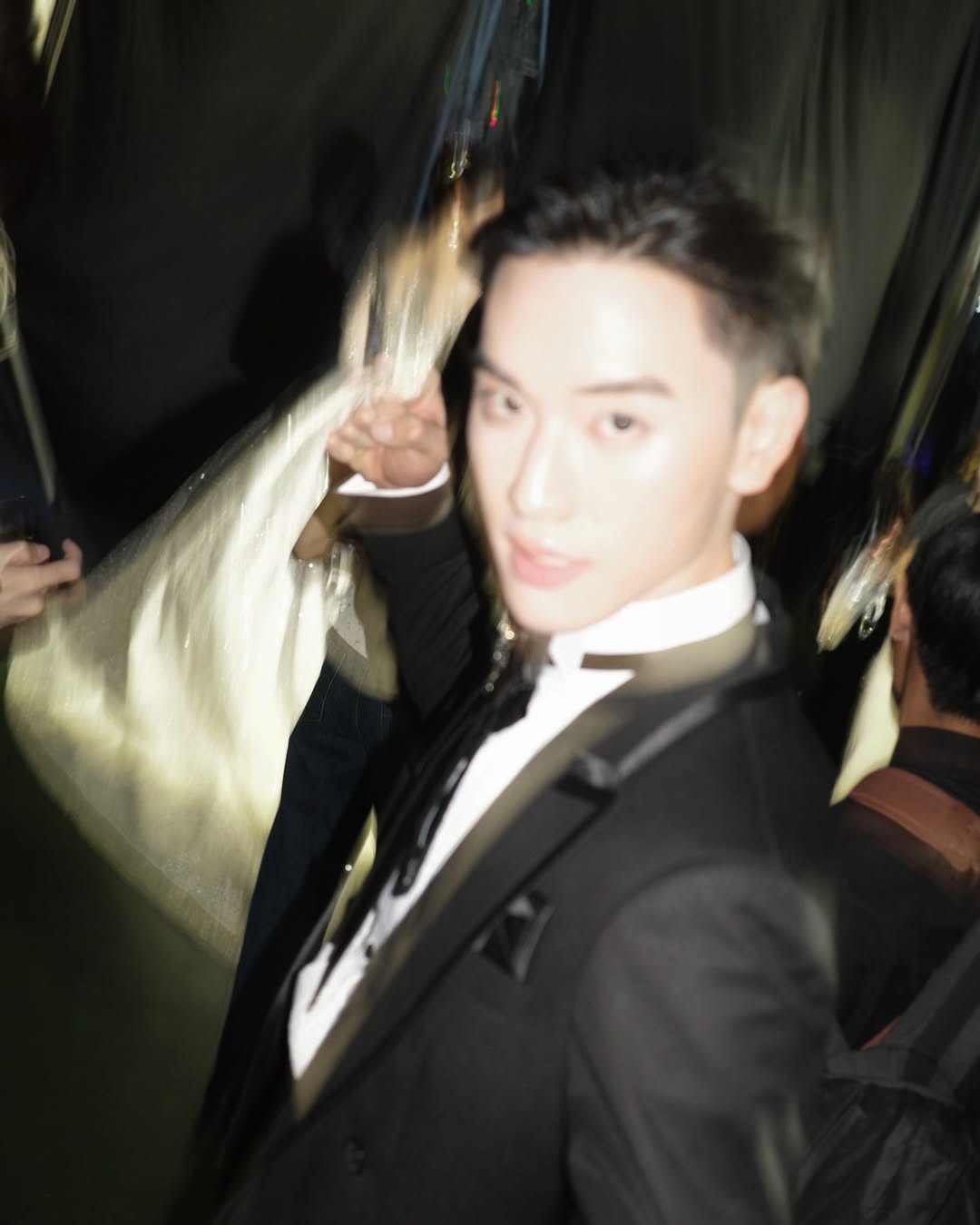 เล - ทะเล สงวนดีกุล