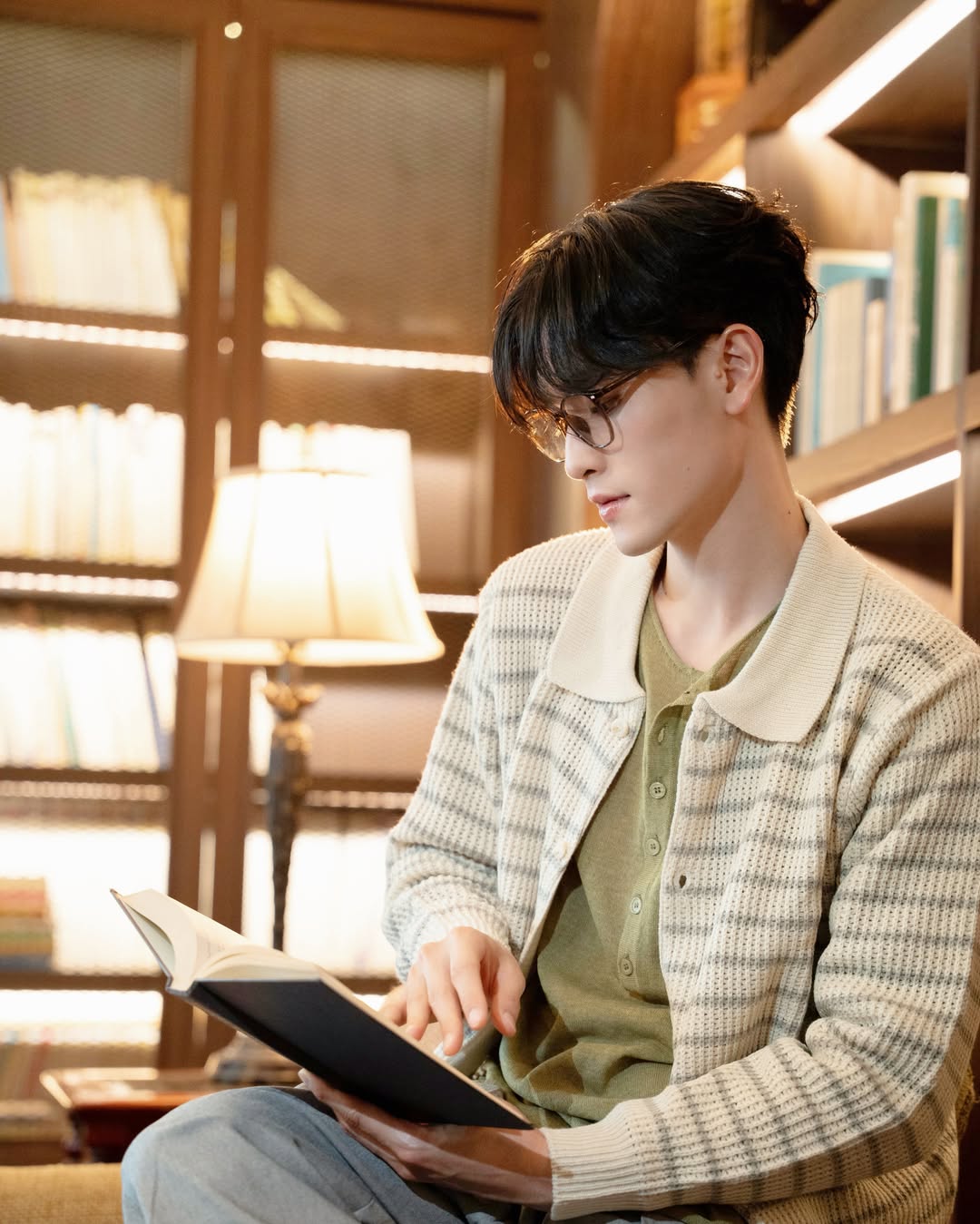 เล - ทะเล สงวนดีกุล