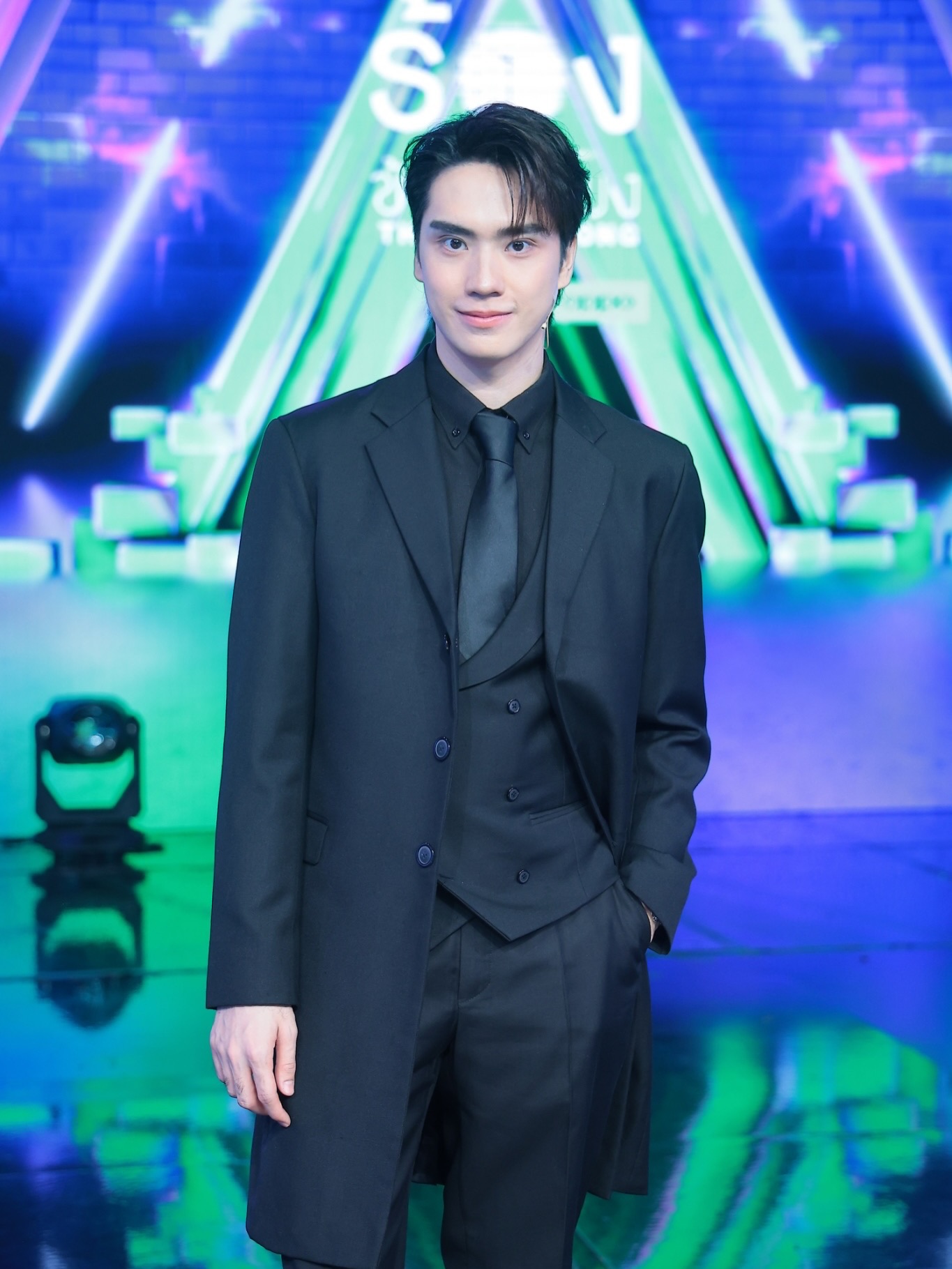 ตี๋ - ธนพล จารุจิตรานนท์