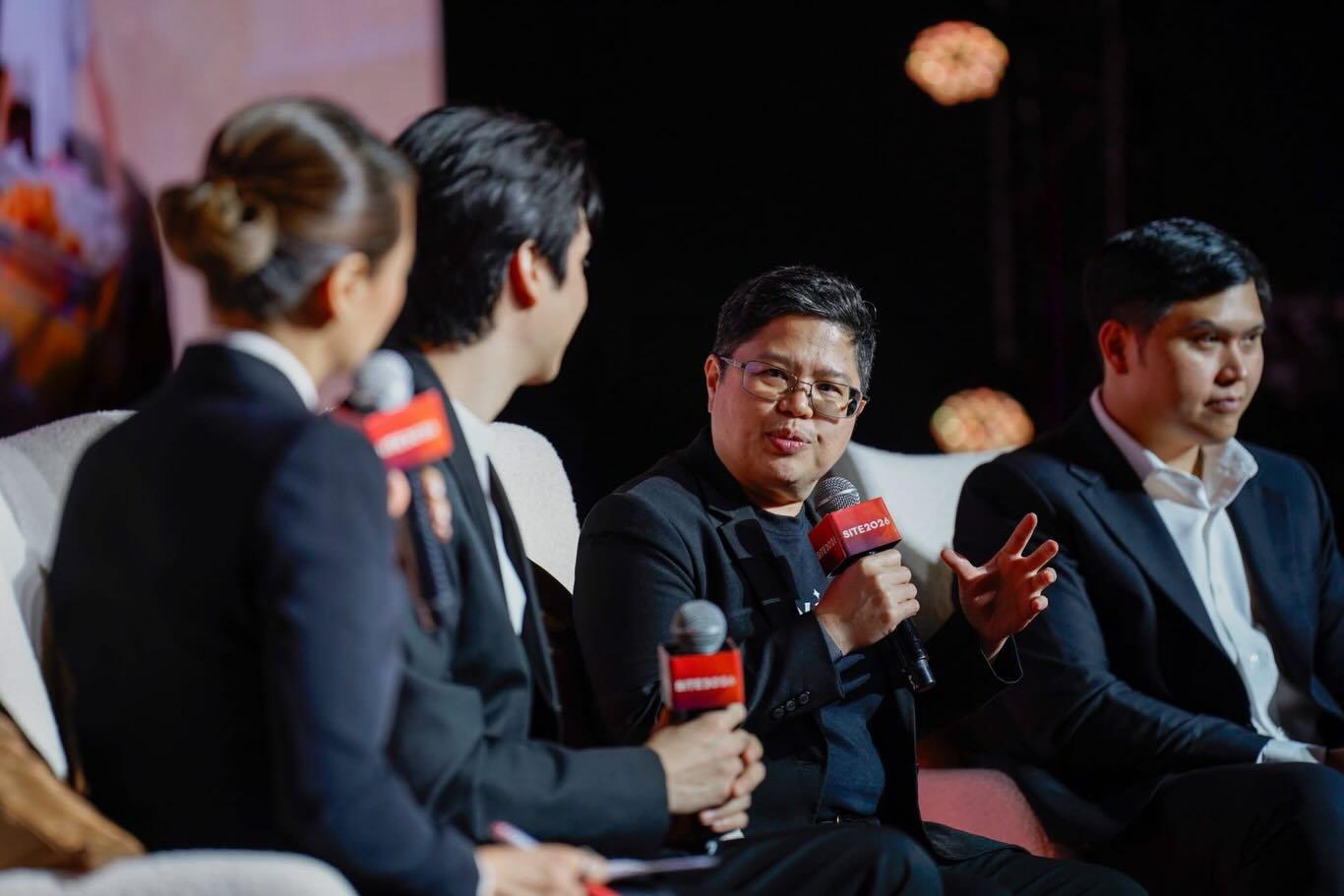 ตี๋ - ธนพล จารุจิตรานนท์