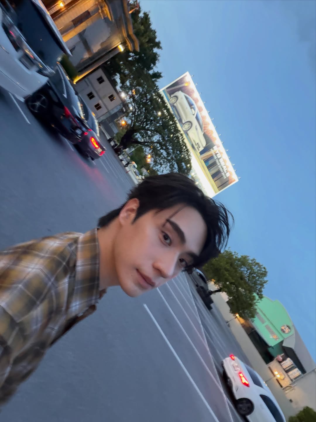 ตี๋ - ธนพล จารุจิตรานนท์