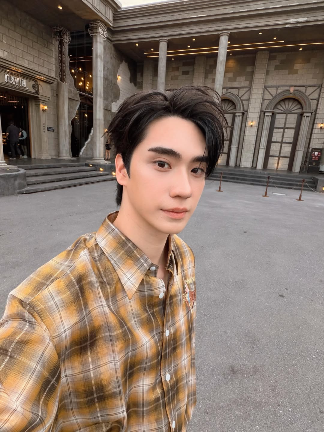 ตี๋ - ธนพล จารุจิตรานนท์
