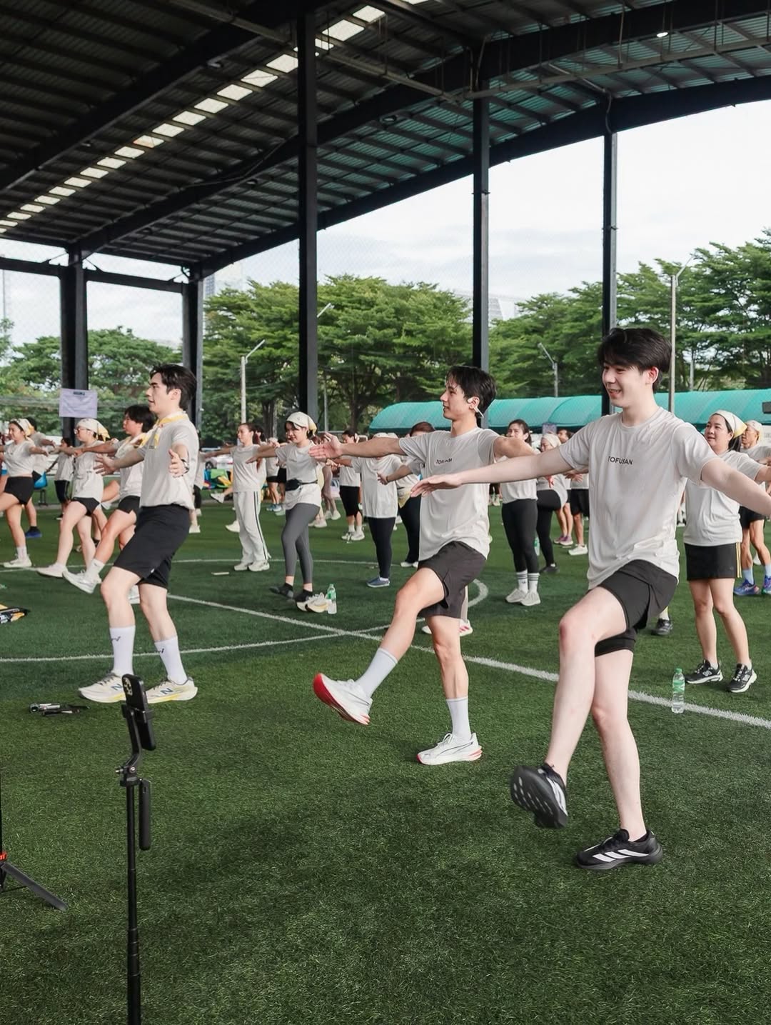 ตี๋ - ธนพล จารุจิตรานนท์