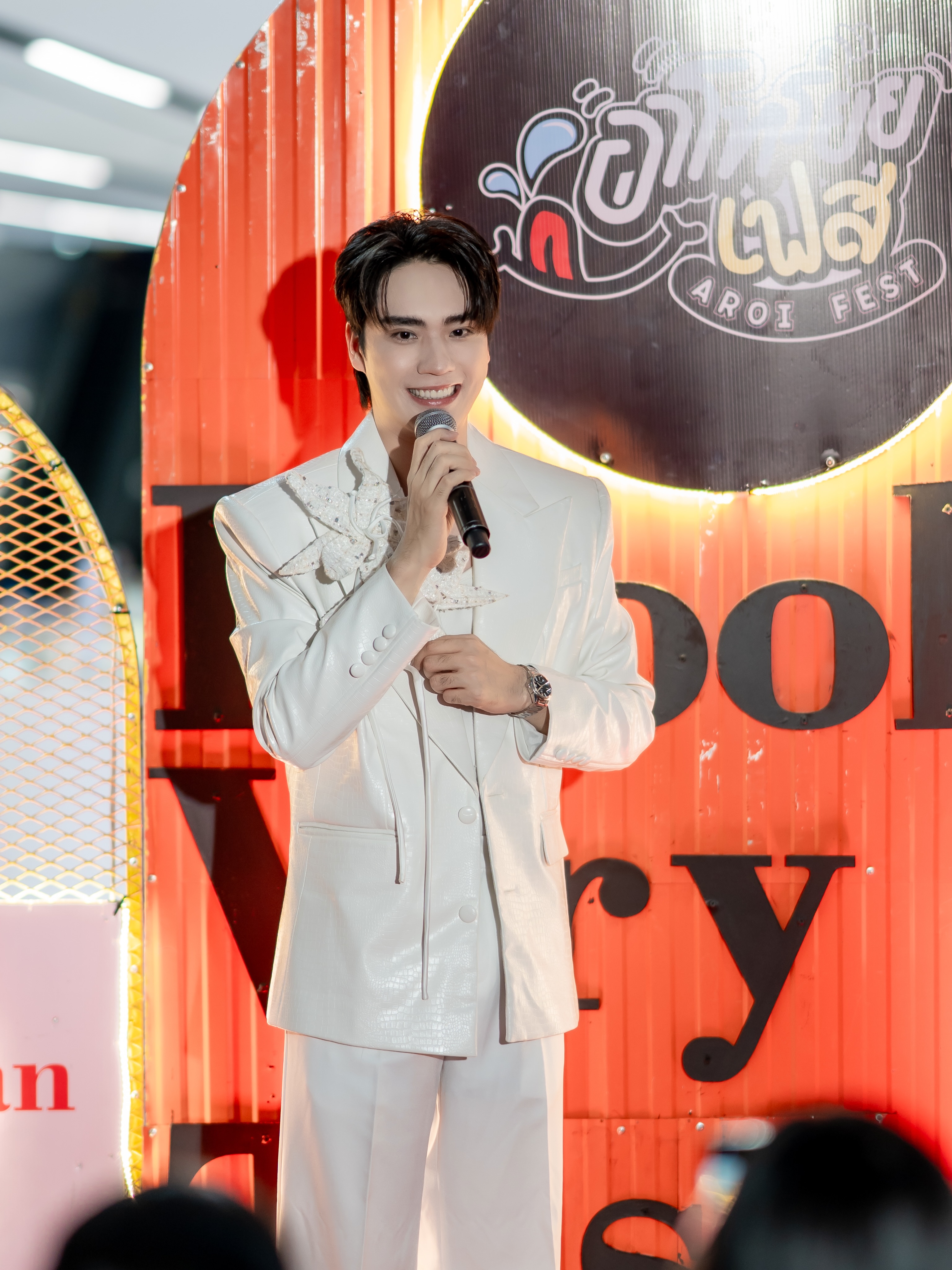ตี๋ - ธนพล จารุจิตรานนท์