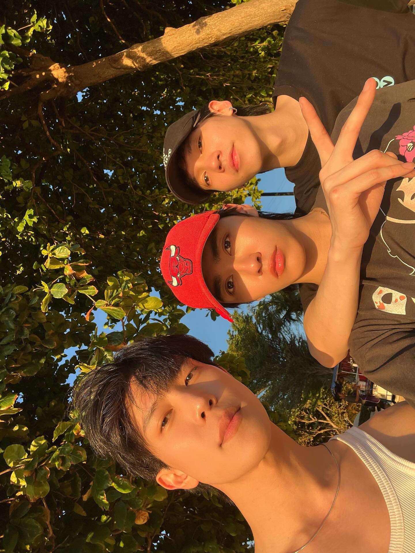 บูม - ธราธร จันทรวรกาญจน์