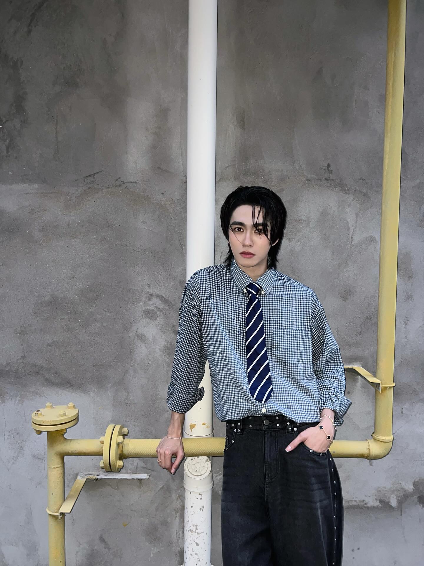 บูม - ธราธร จันทรวรกาญจน์