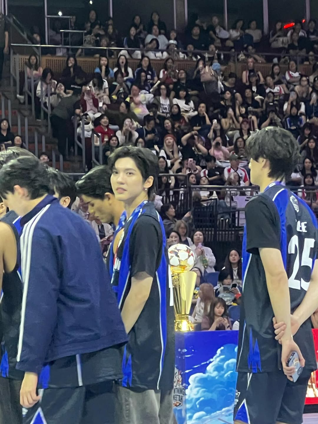 บูม - ธราธร จันทรวรกาญจน์