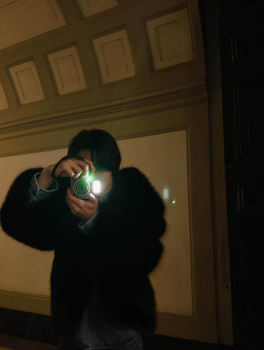 บูม - ธราธร จันทรวรกาญจน์