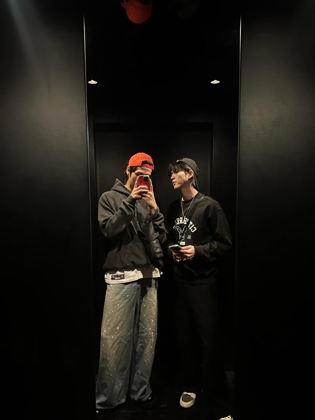 บูม - ธราธร จันทรวรกาญจน์