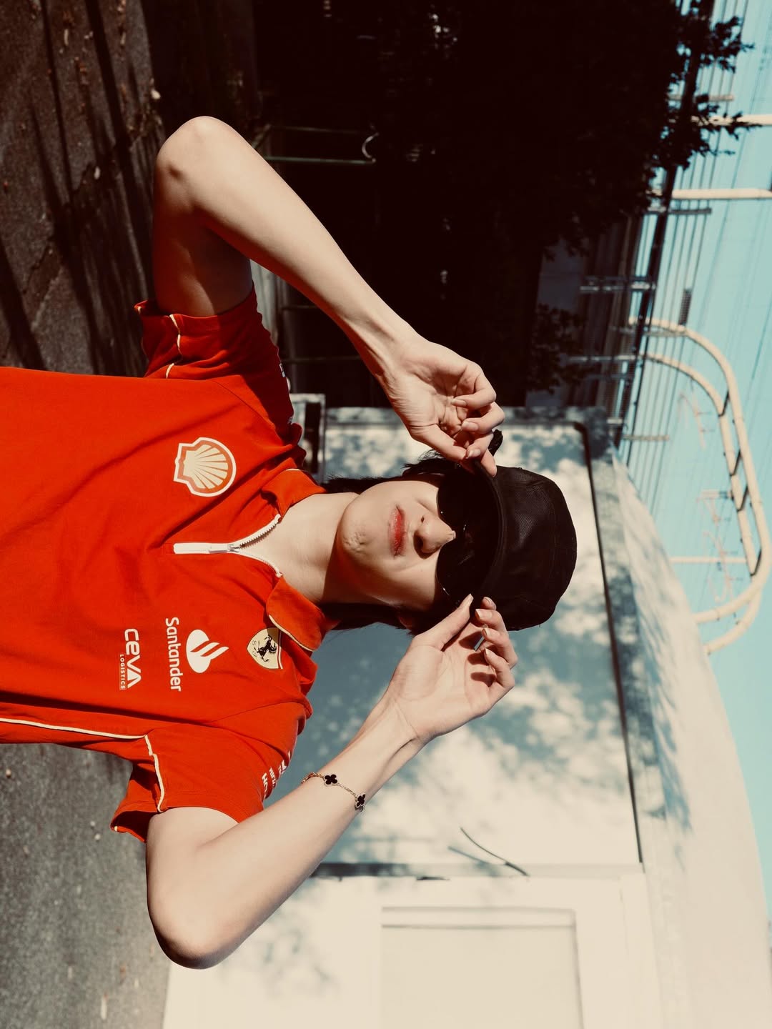 บูม - ธราธร จันทรวรกาญจน์