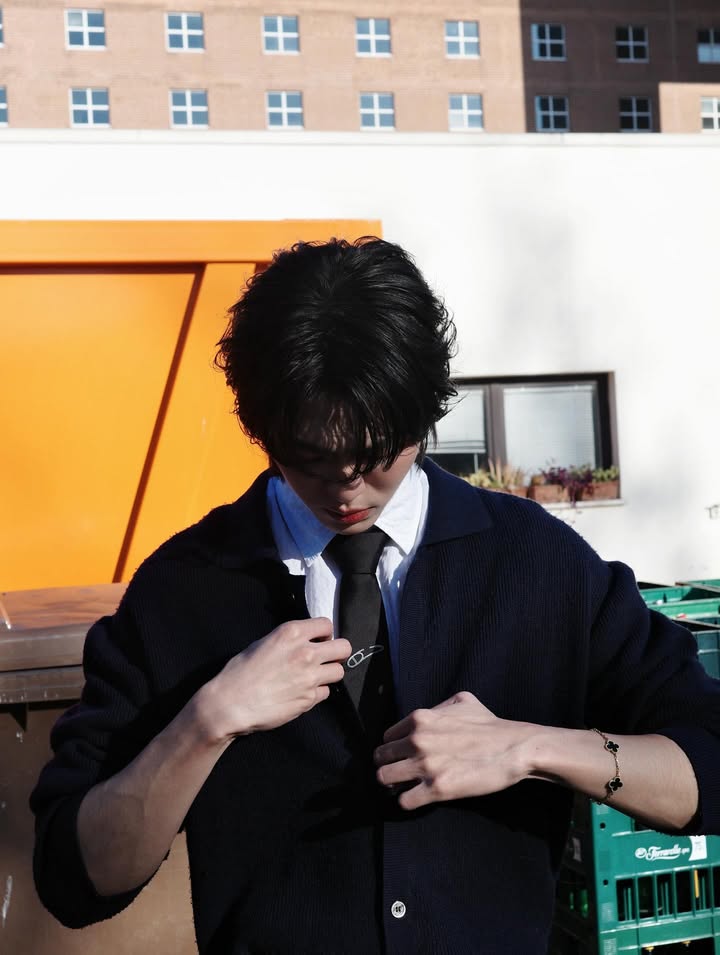 บูม - ธราธร จันทรวรกาญจน์