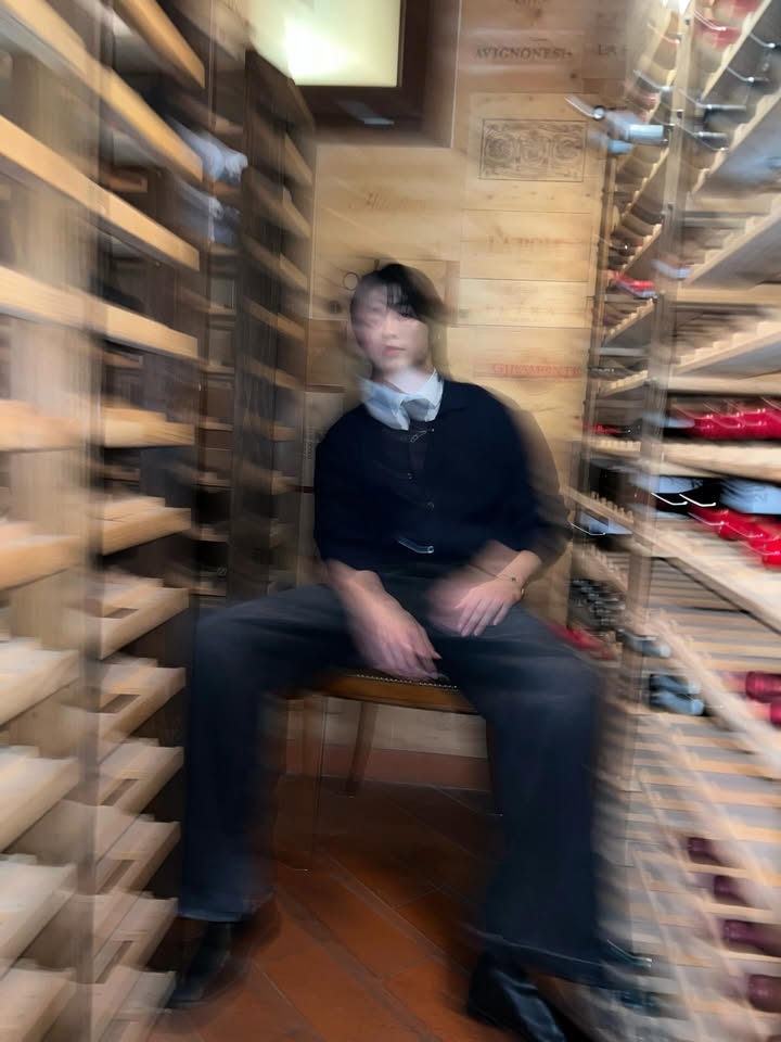 บูม - ธราธร จันทรวรกาญจน์