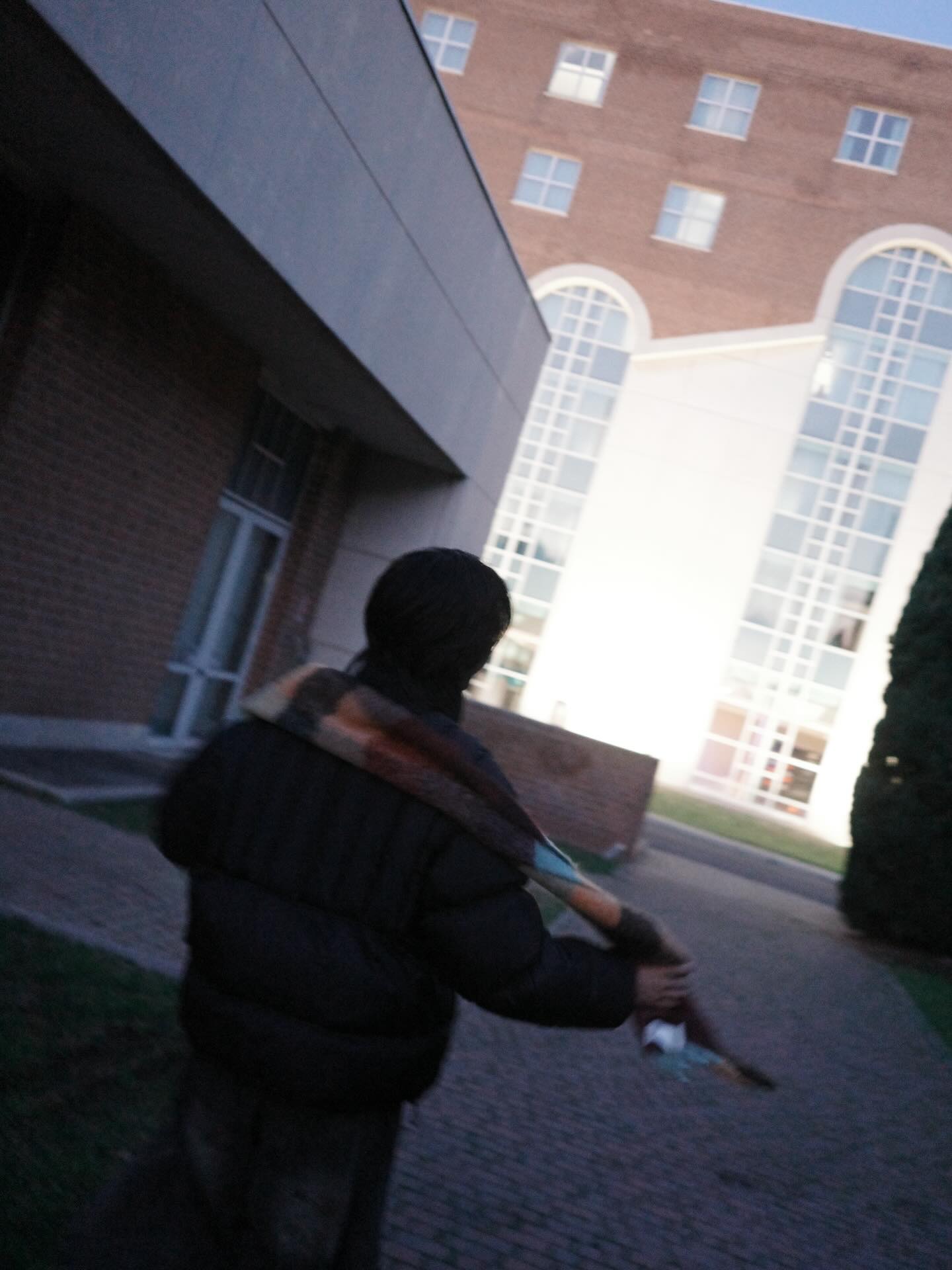 บูม - ธราธร จันทรวรกาญจน์