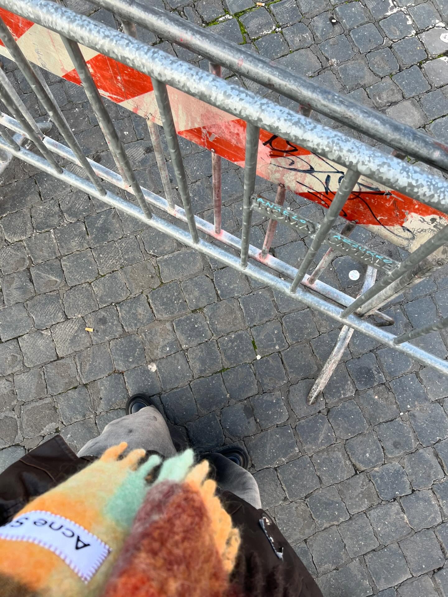 บูม - ธราธร จันทรวรกาญจน์