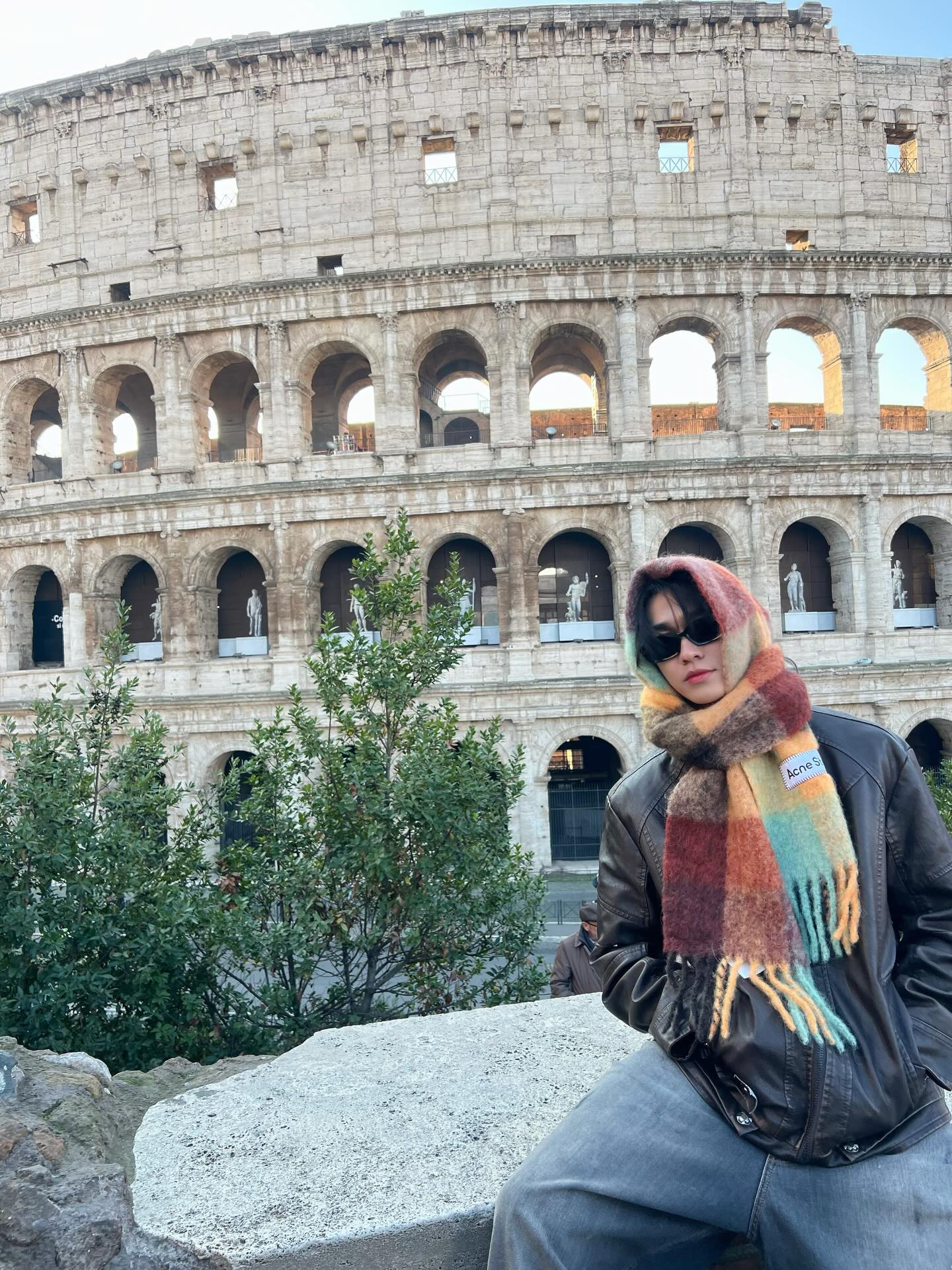 บูม - ธราธร จันทรวรกาญจน์