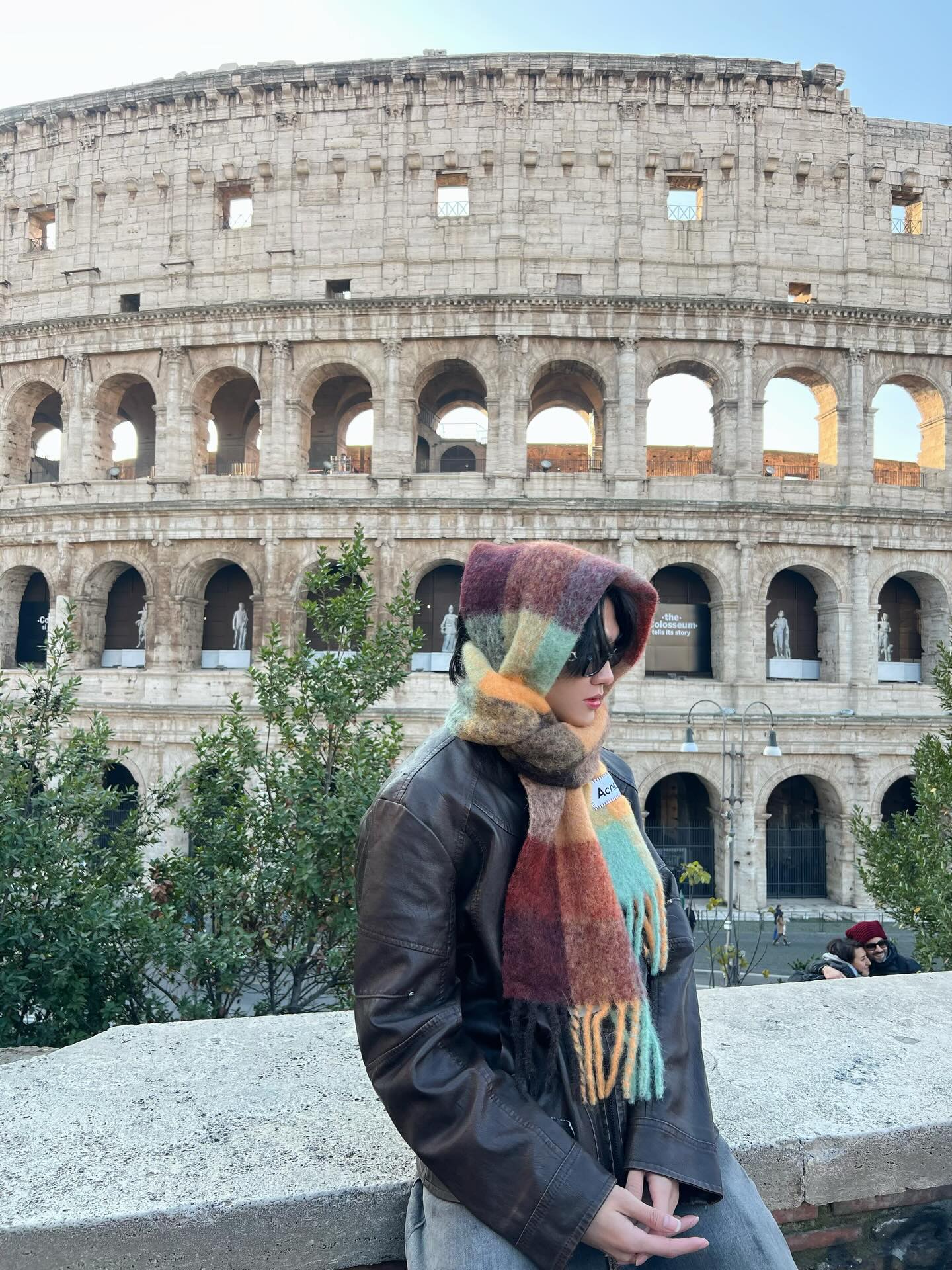 บูม - ธราธร จันทรวรกาญจน์