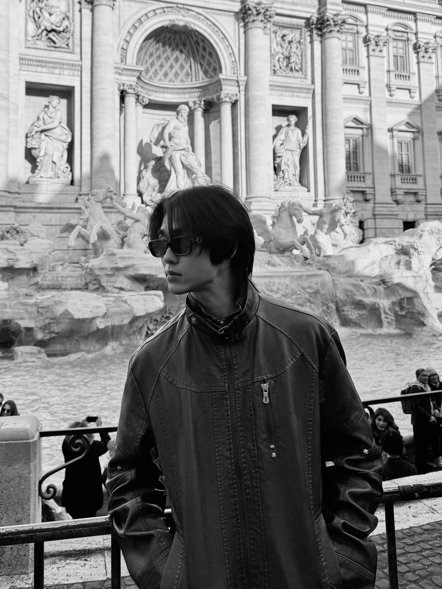 บูม - ธราธร จันทรวรกาญจน์