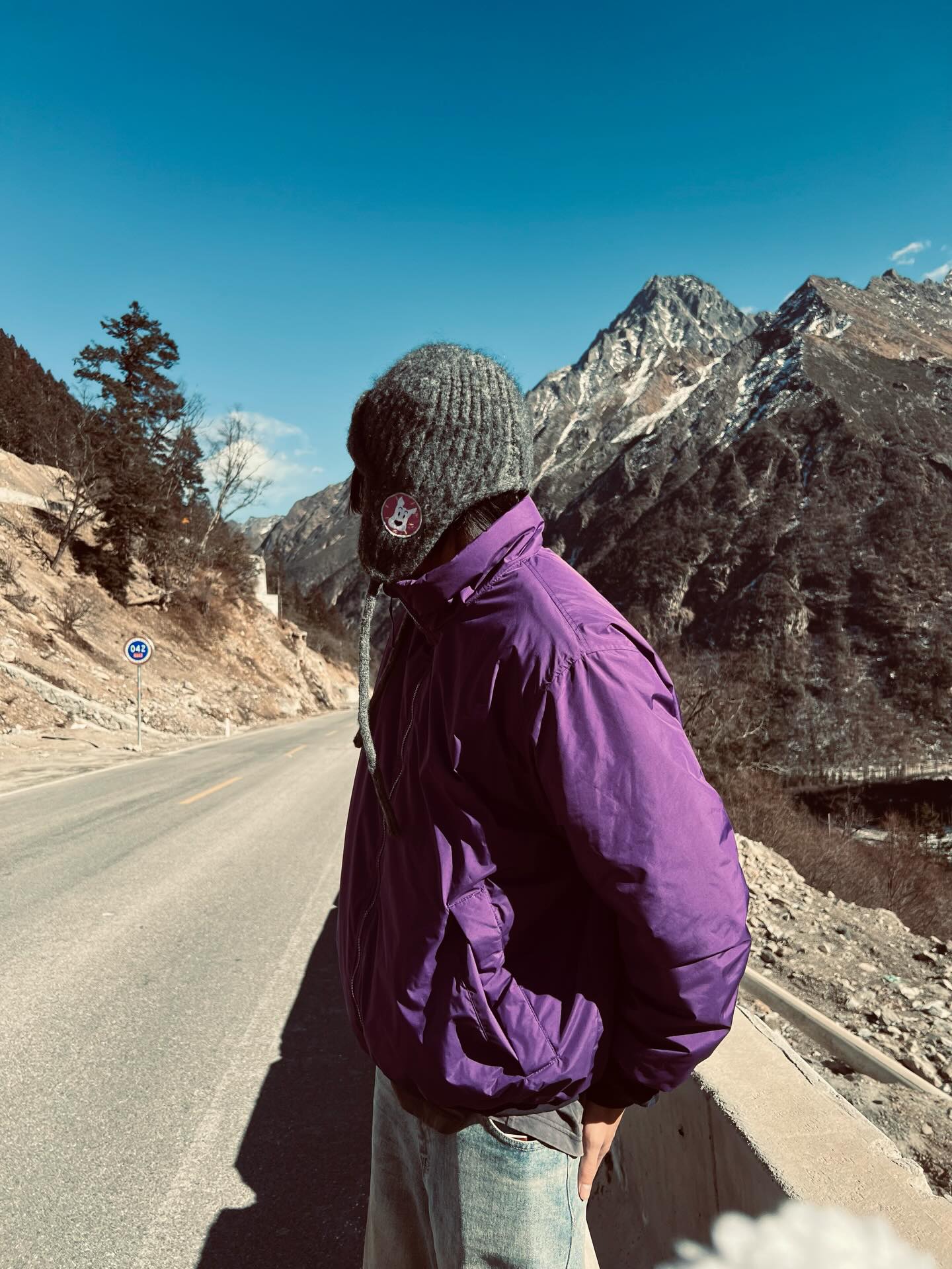 บูม - ธราธร จันทรวรกาญจน์