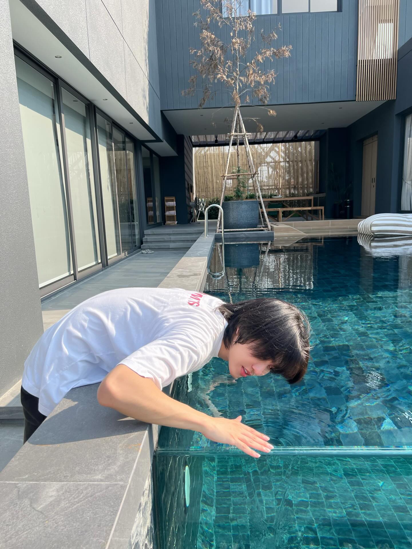 บูม - ธราธร จันทรวรกาญจน์