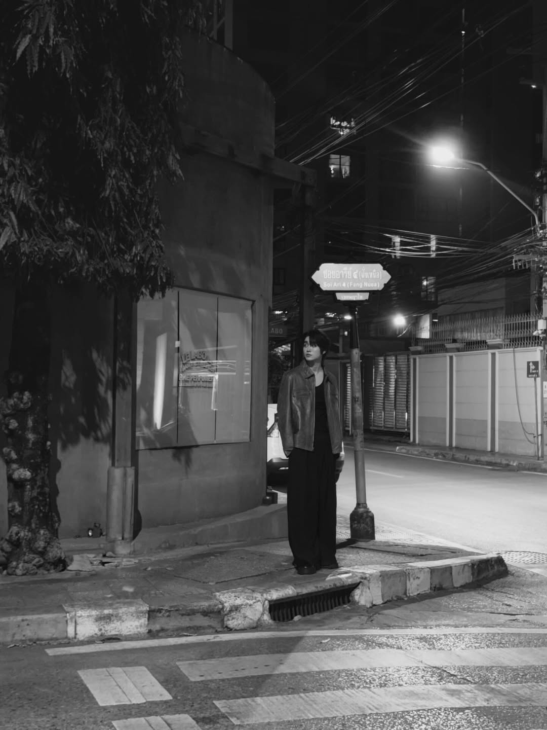 บูม - ธราธร จันทรวรกาญจน์