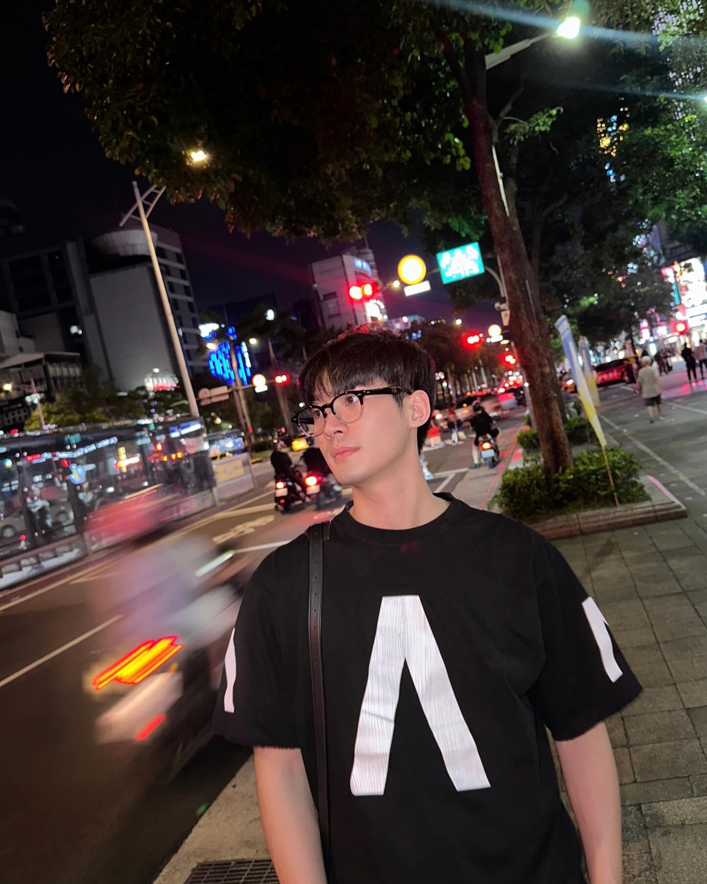 จูเนียร์ - กาจบัณฑิต ใจดี