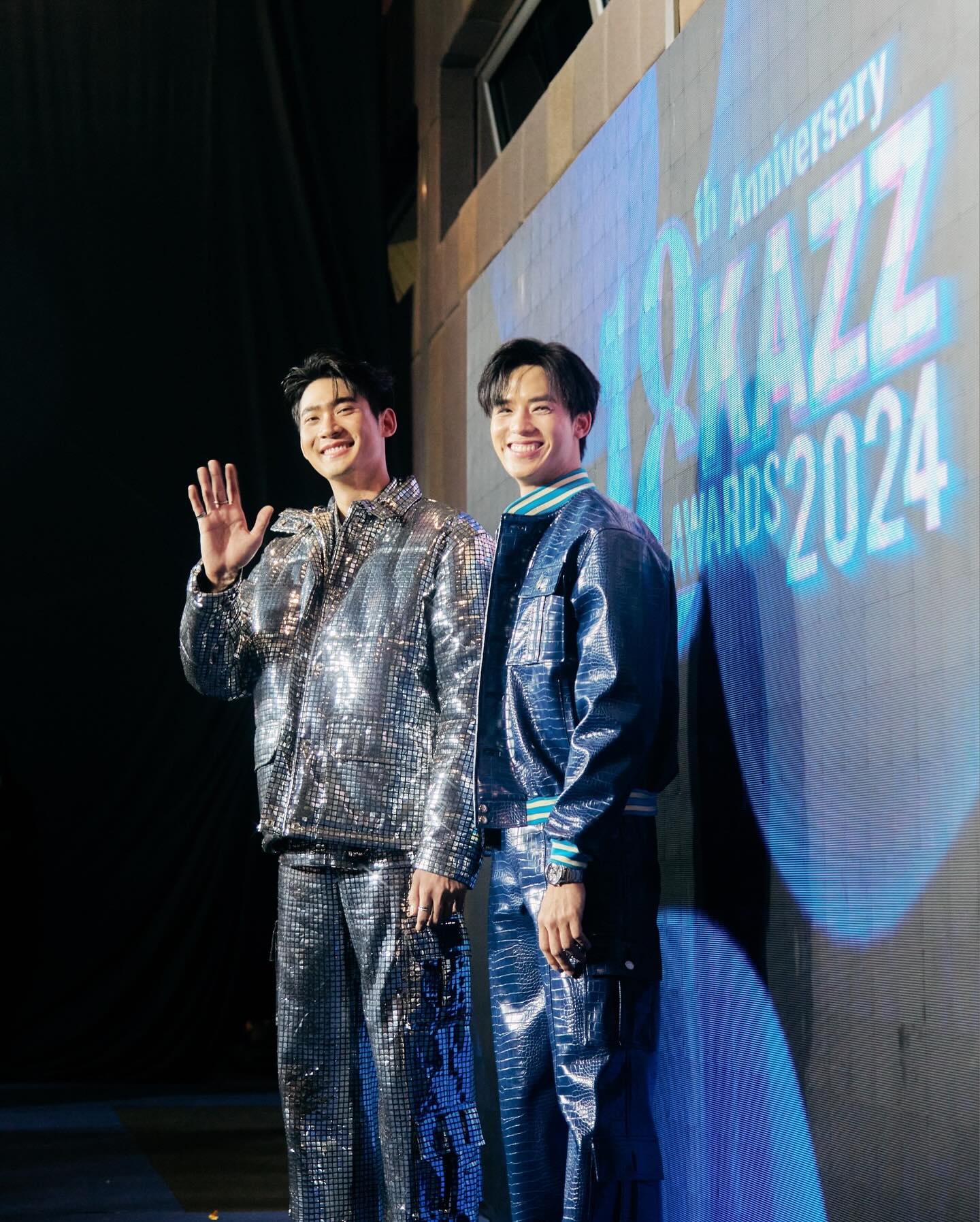 จูเนียร์ - กาจบัณฑิต ใจดี