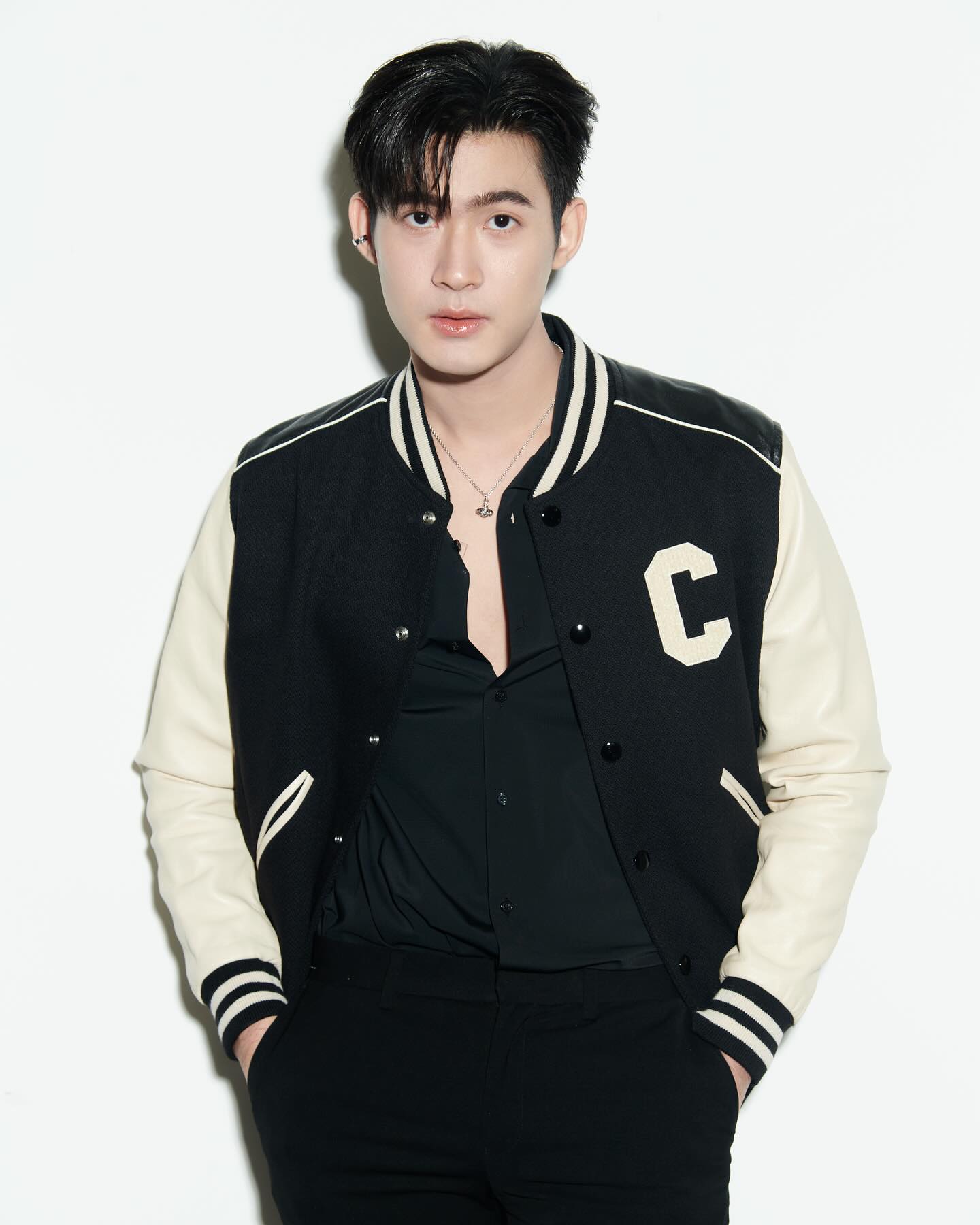 จูเนียร์ - กาจบัณฑิต ใจดี