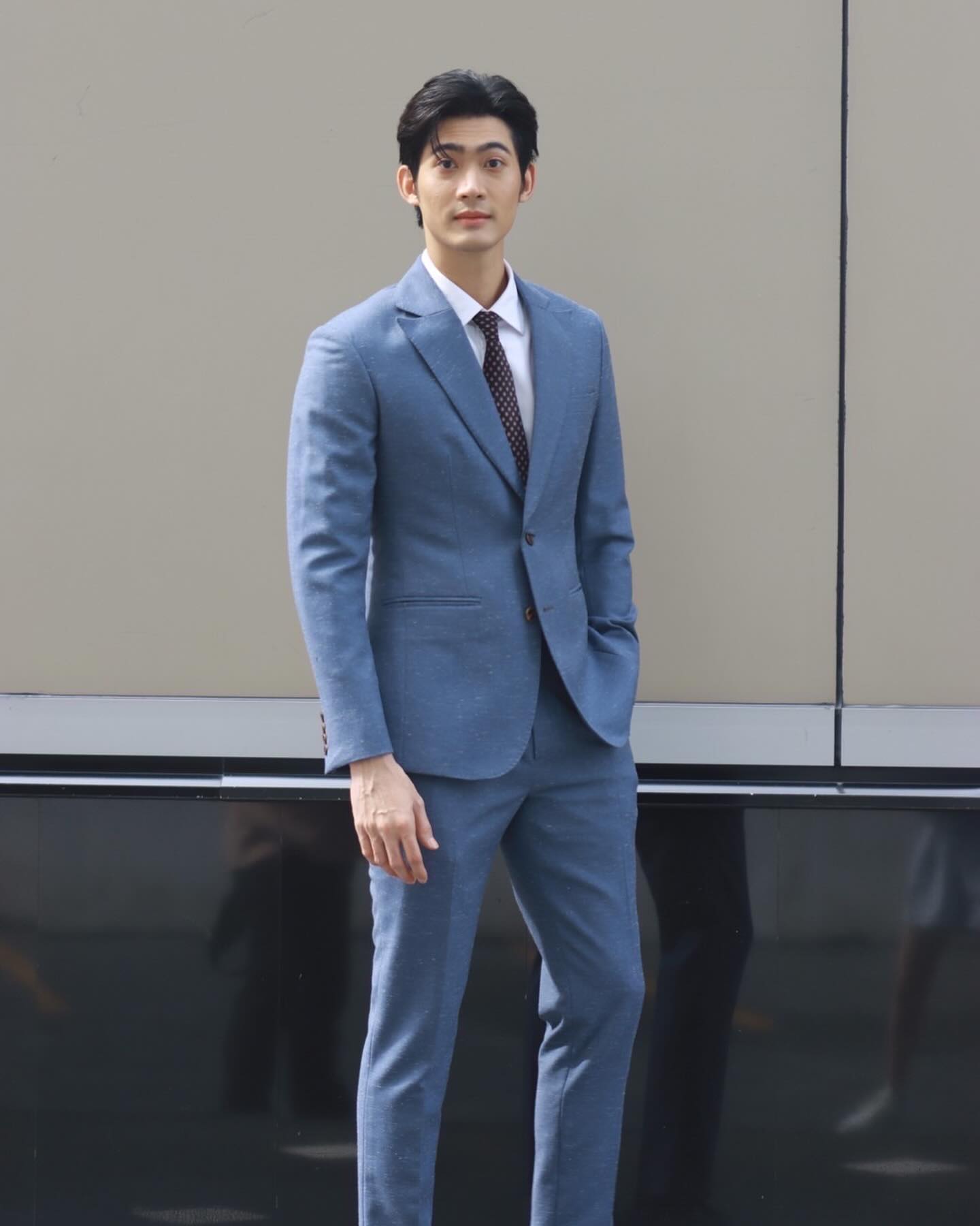 จูเนียร์ - กาจบัณฑิต ใจดี