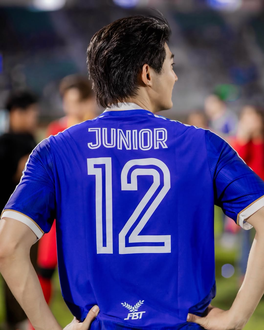 จูเนียร์ - กาจบัณฑิต ใจดี