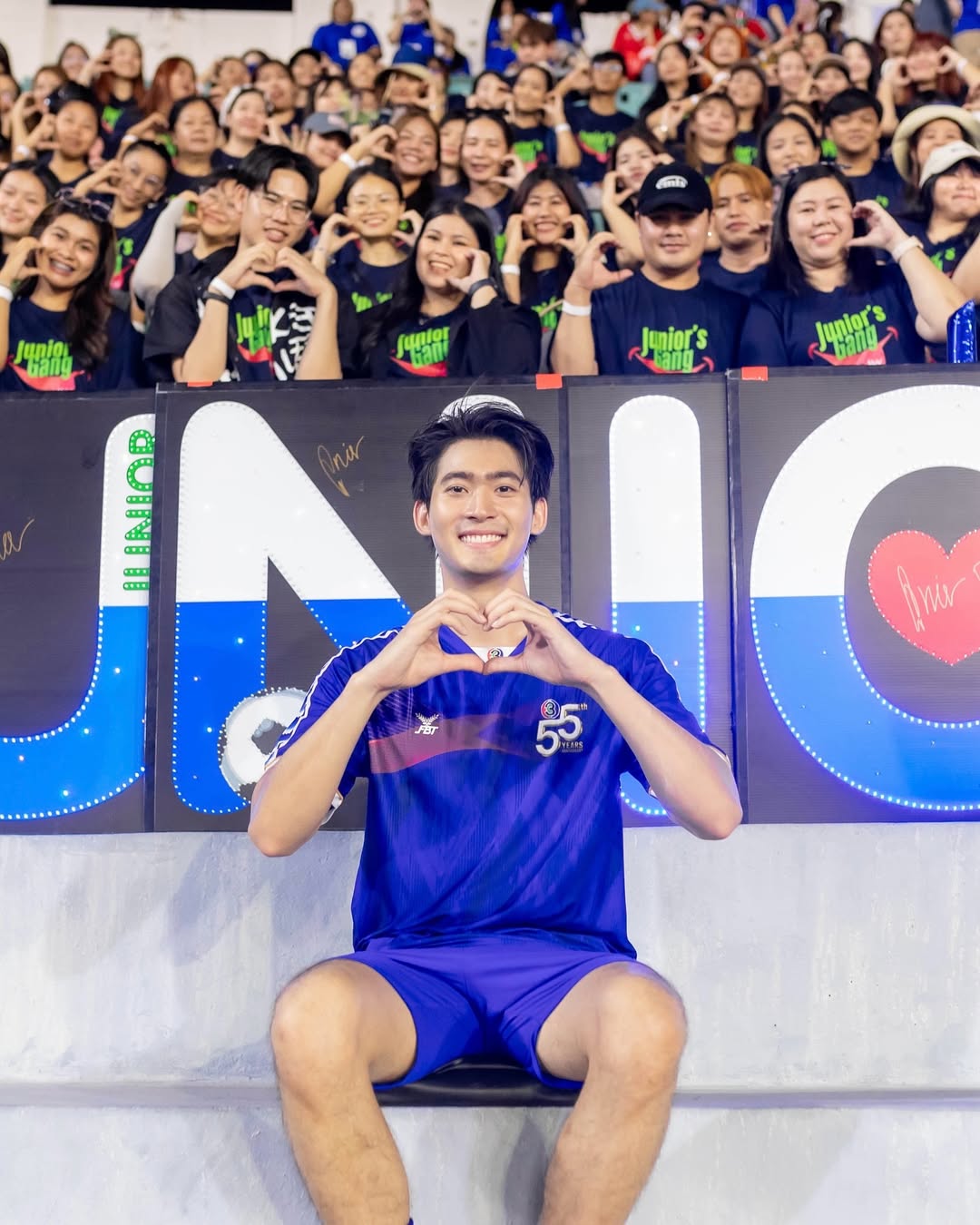 จูเนียร์ - กาจบัณฑิต ใจดี