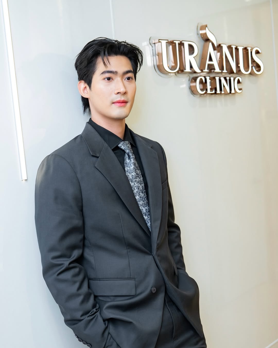 จูเนียร์ - กาจบัณฑิต ใจดี