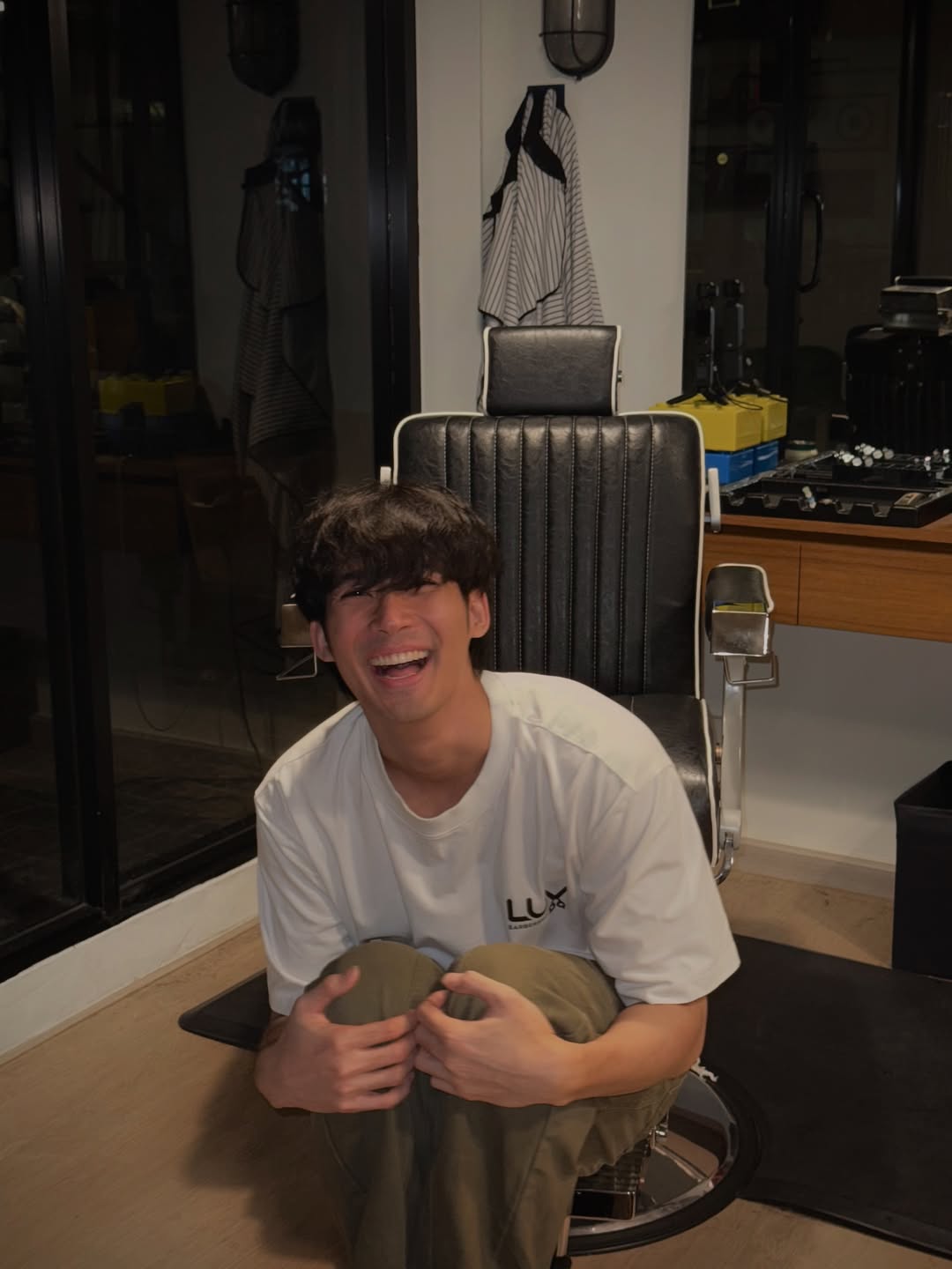 จูเนียร์ - กาจบัณฑิต ใจดี