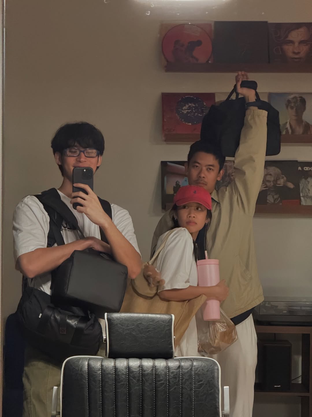 จูเนียร์ - กาจบัณฑิต ใจดี