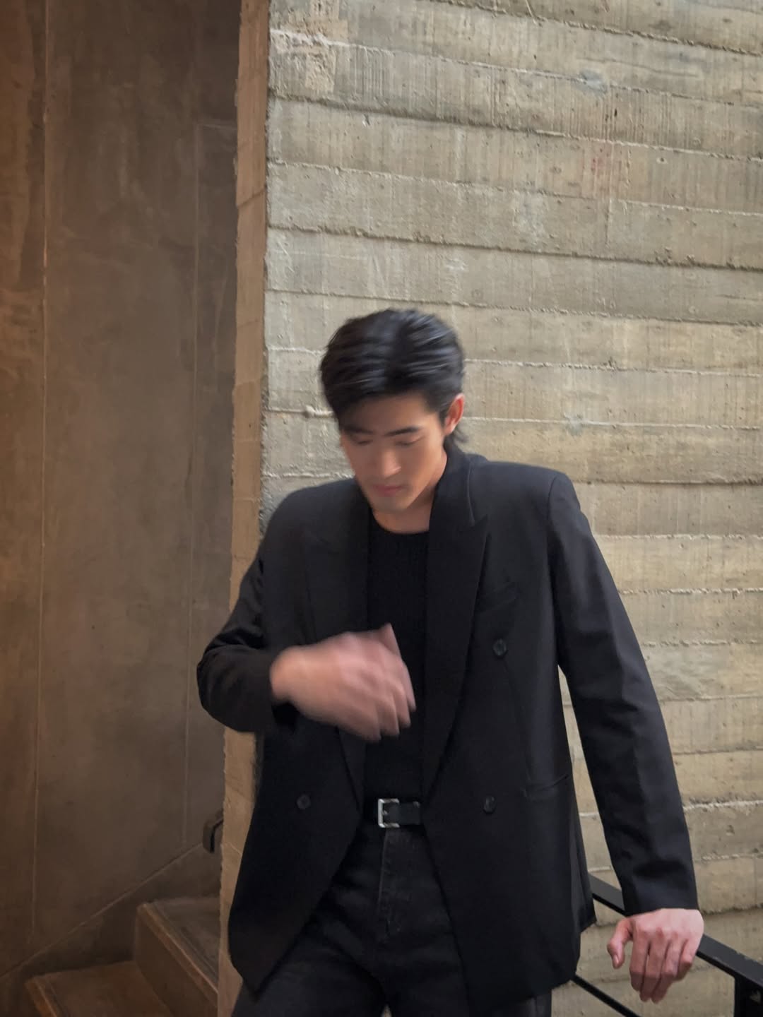 จูเนียร์ - กาจบัณฑิต ใจดี