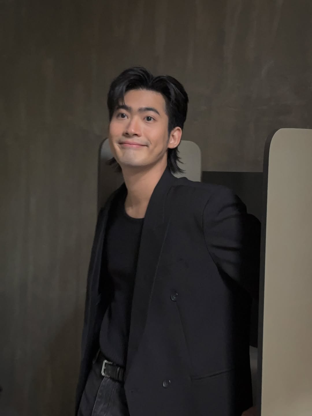 จูเนียร์ - กาจบัณฑิต ใจดี