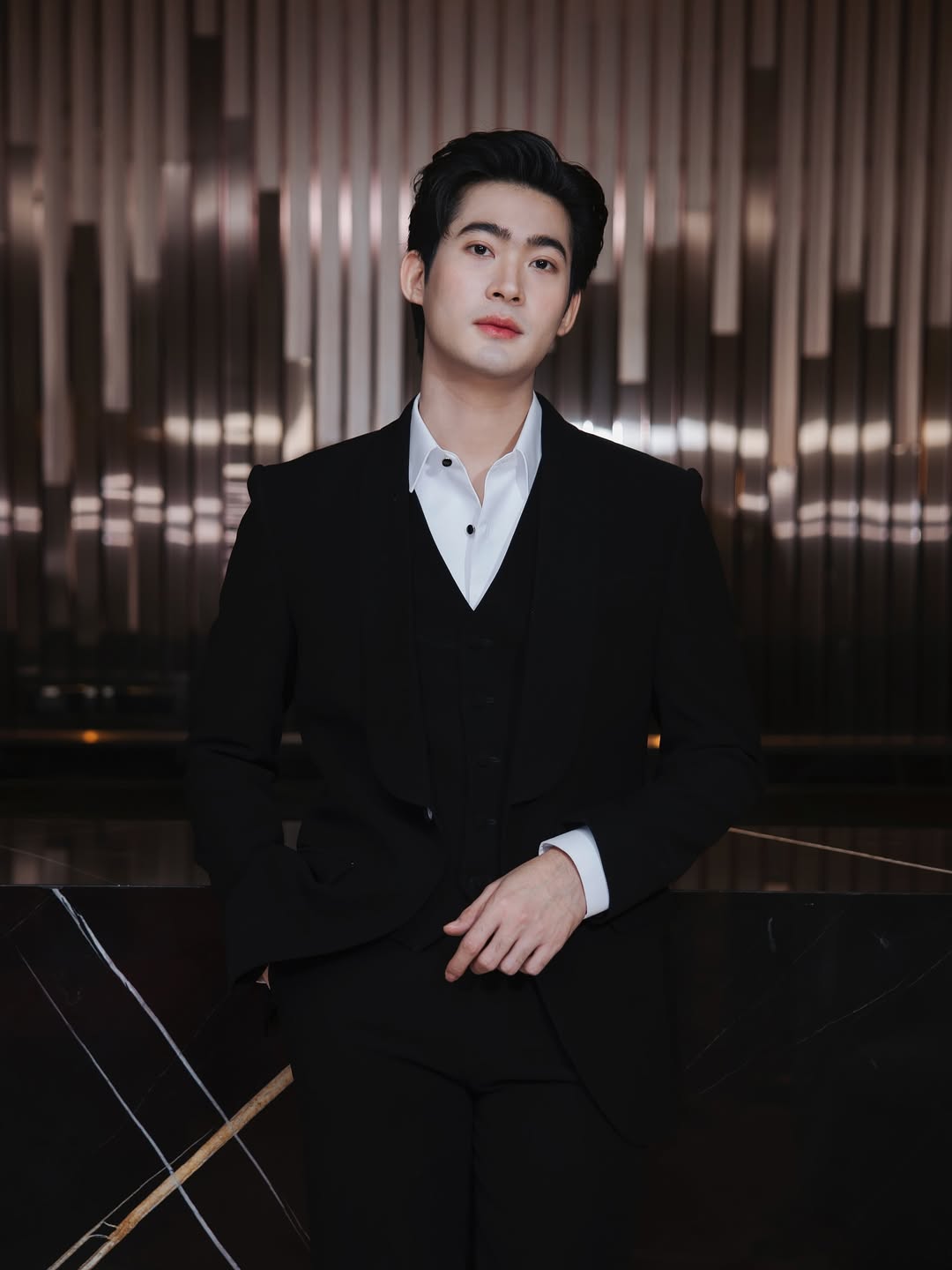 จูเนียร์ - กาจบัณฑิต ใจดี