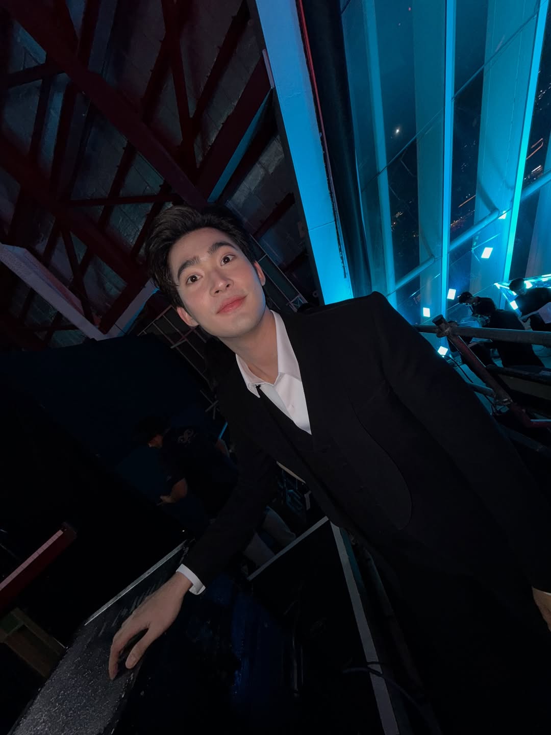 จูเนียร์ - กาจบัณฑิต ใจดี