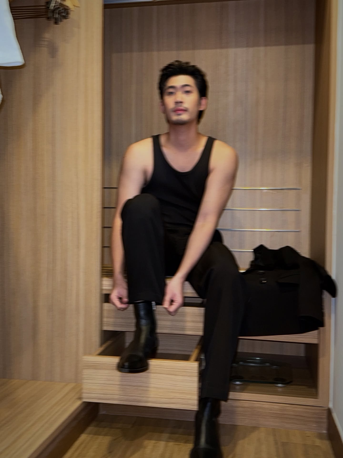 จูเนียร์ - กาจบัณฑิต ใจดี